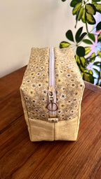 Box Punch Amarillo Flores