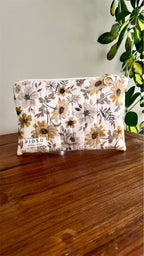 Zipper Pounch blanco flores