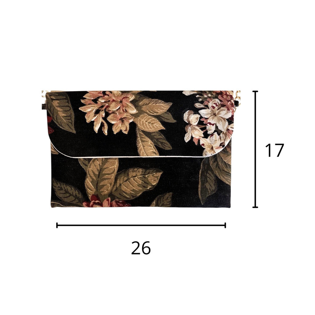 Cartera Pochette Negra floral