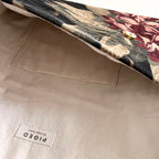 Cartera Pochette Negra floral